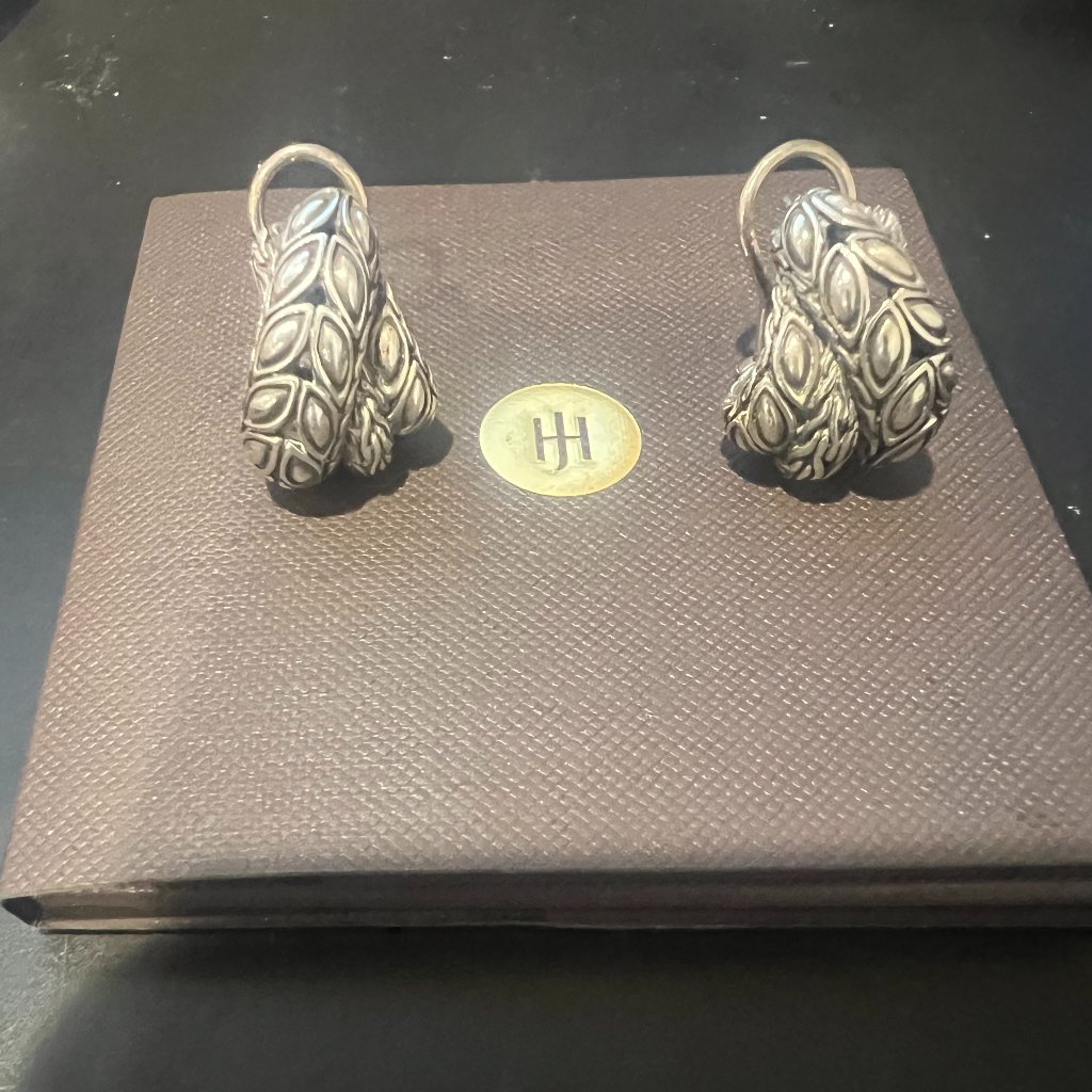 John Hardy 925 Sterling Silver Crossover Kawung Knot Post Omega Earrings 260$